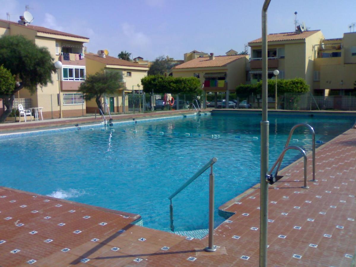 Atractivo Apartamento En La Playa Con Parking Roquetas de Mar Exterior photo