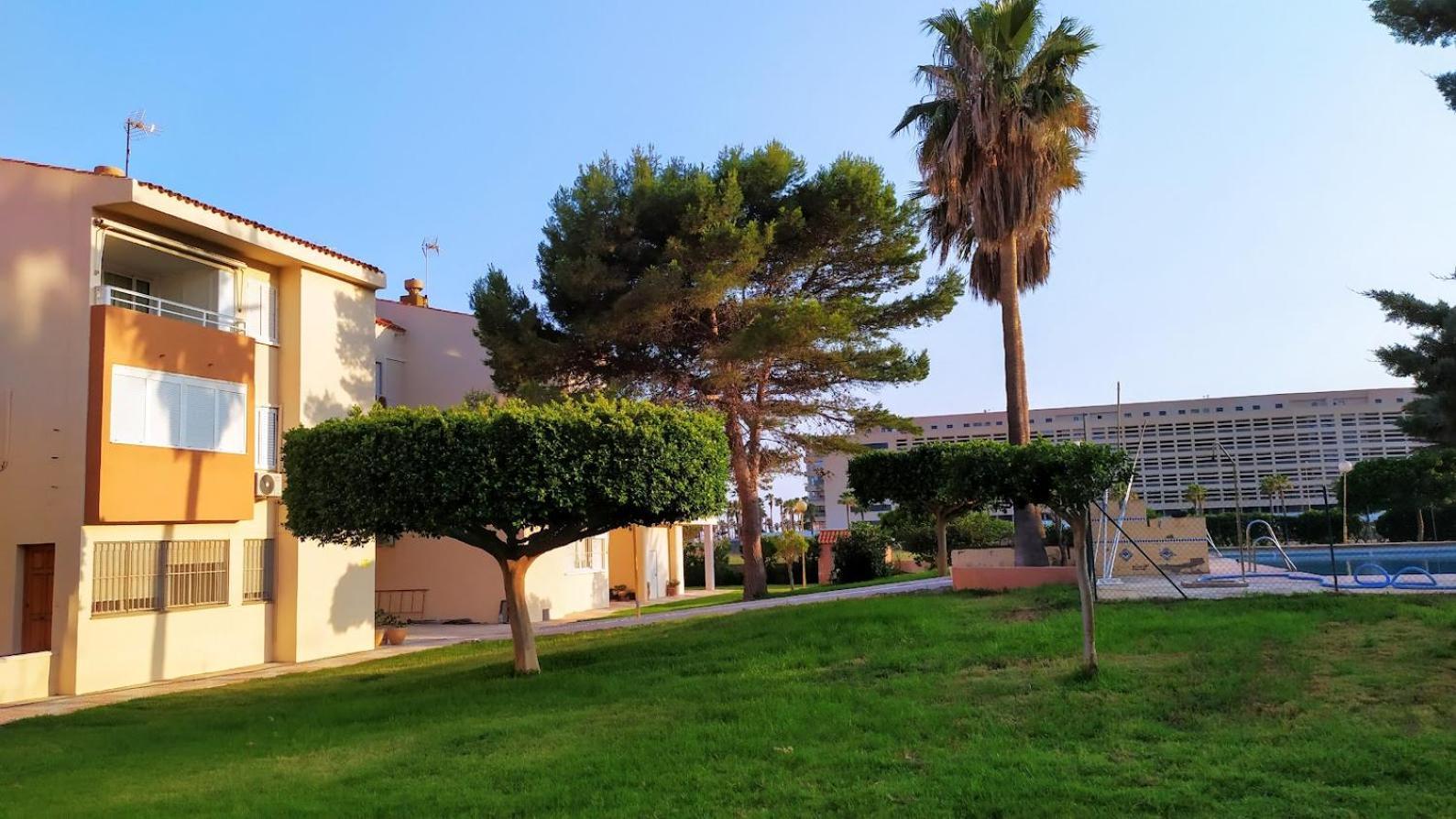 Atractivo Apartamento En La Playa Con Parking Roquetas de Mar Exterior photo